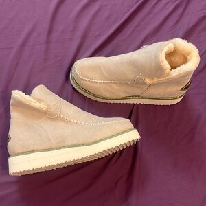 High top fleece moccasin